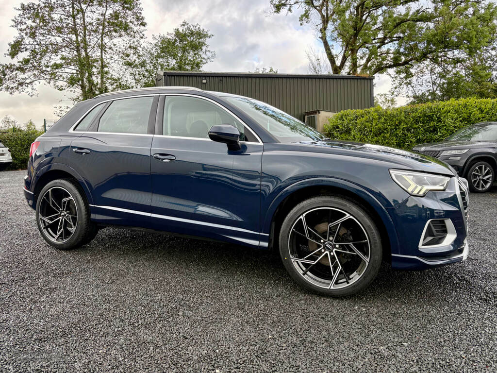 Audi Q3 35 Tdi Quattro Sport SH69NVZ Blue #3