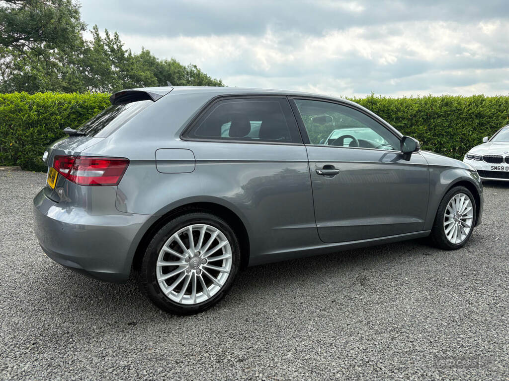 Audi A3 1.6 Tdi Sport Grey #4