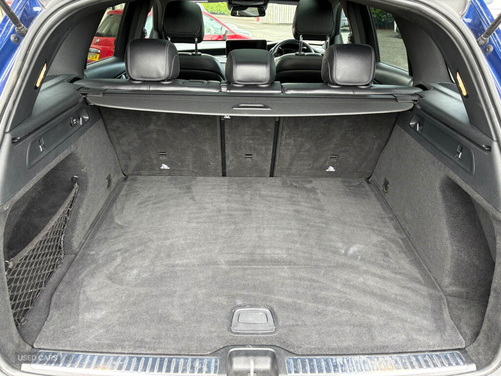Mercedes-Benz GLC Class Glc 220D 4Matic Amg Line 9G-tronic  #22