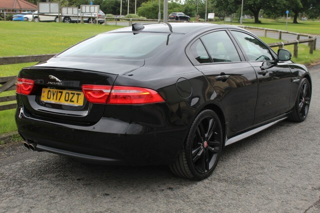 Jaguar XE R-sport OY17OZT Black #3