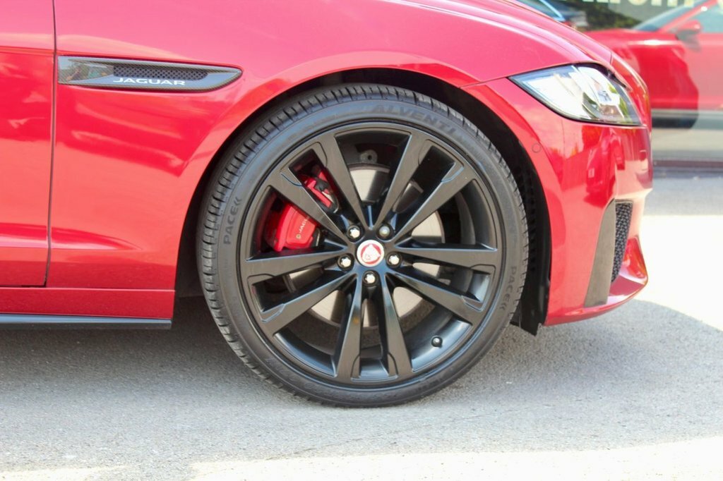 Jaguar XF 3L S CK66VBX Red #4