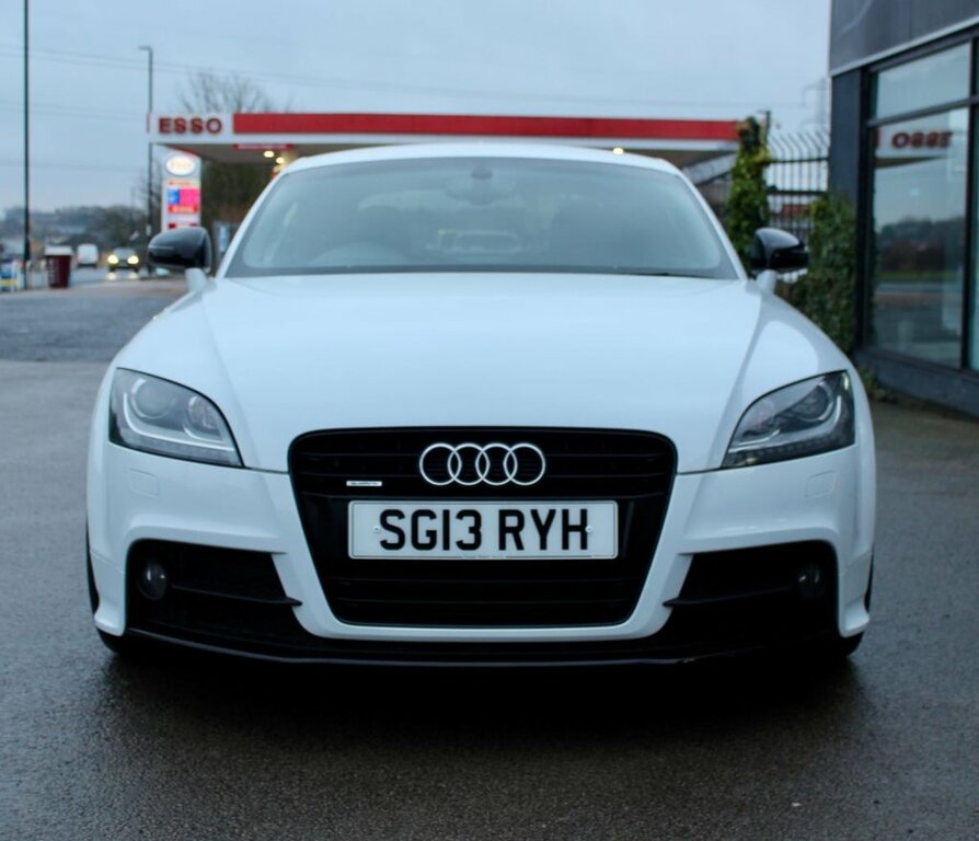 Audi TT 2L Black Edition White #2