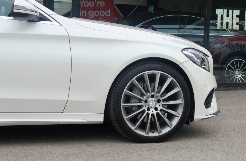Mercedes-Benz C Class 2L Amg Line White #4
