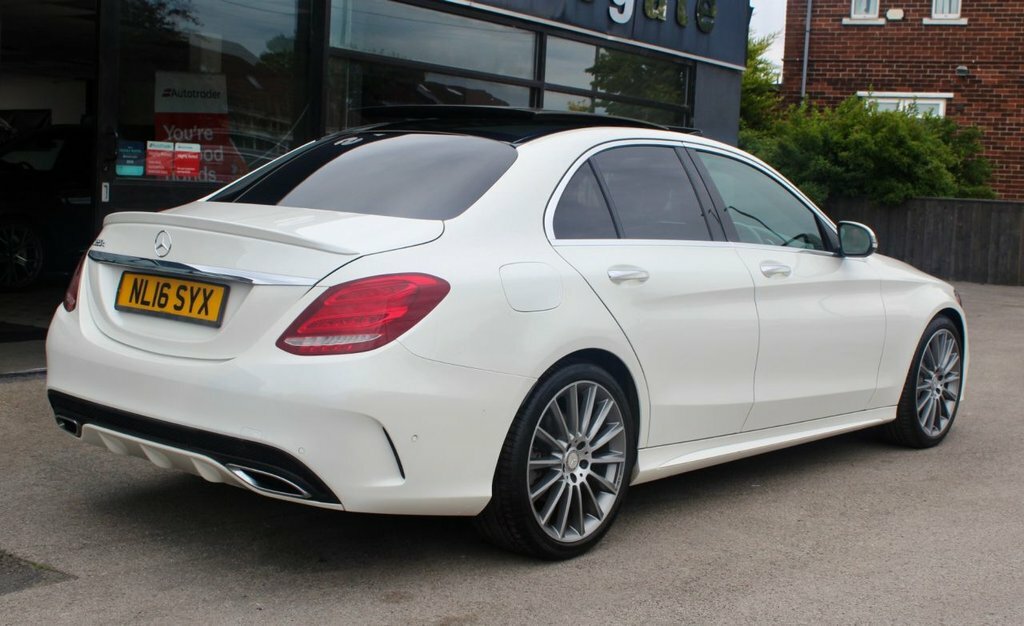 Mercedes-Benz C Class 2L Amg Line White #6