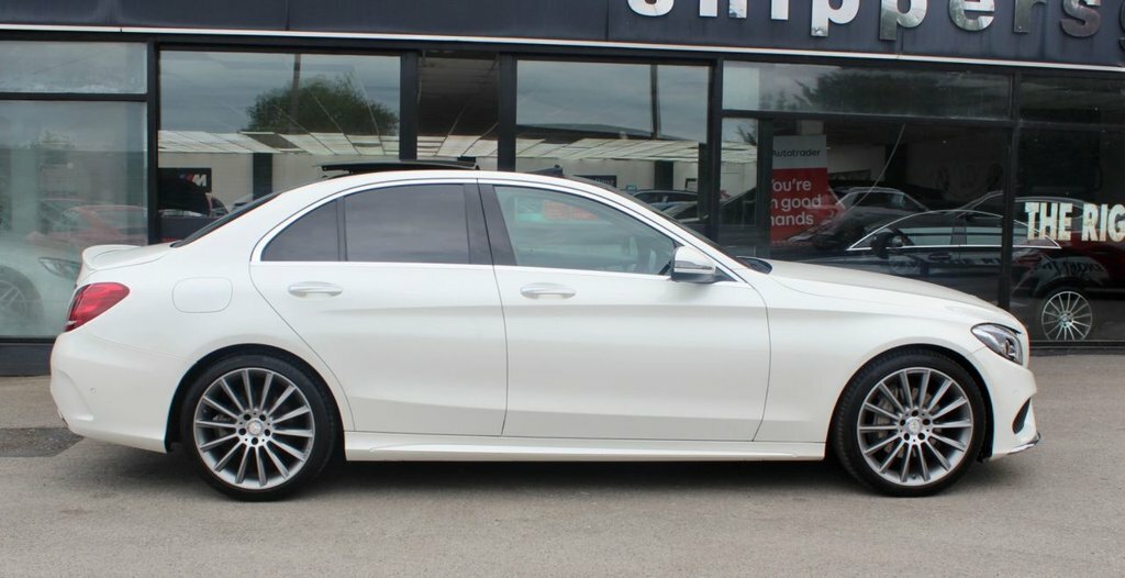 Mercedes-Benz C Class 2L Amg Line White #5