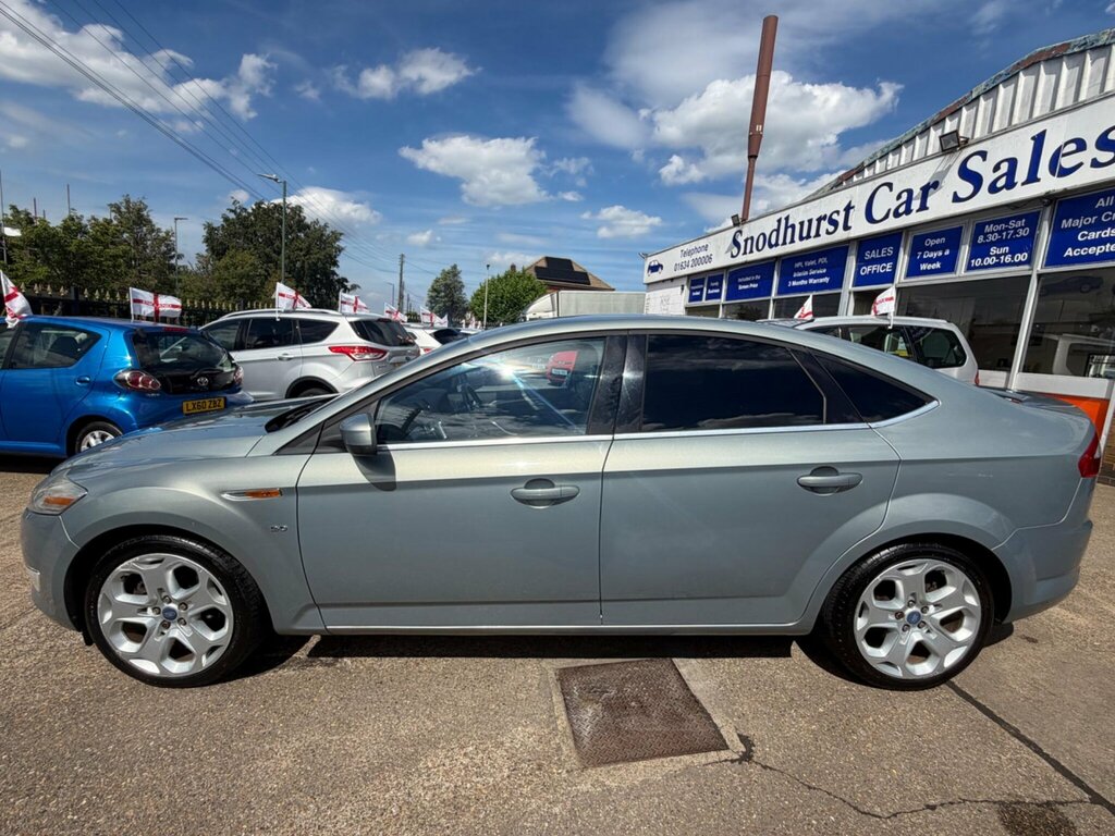 Ford Mondeo 2.0Tdci 140 Zetec Hatchback Grey #1