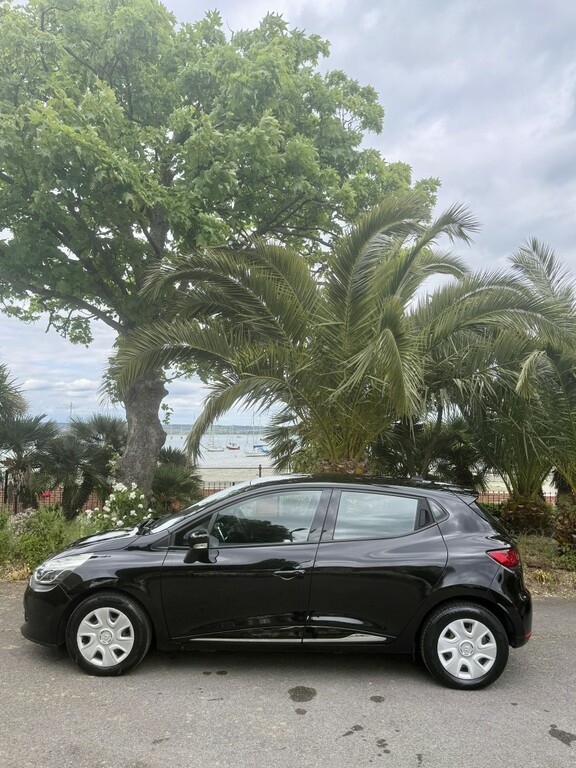 Renault Clio 1.5 Dynamique Medianav Eco Dci 90 Stop Start NL14PYD Black #6