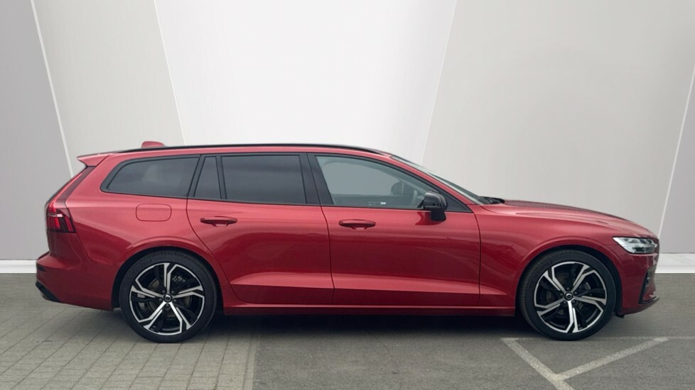 Volvo V60 Plus, B4 Mild Hybrid, Dark RE25FJV Red #3