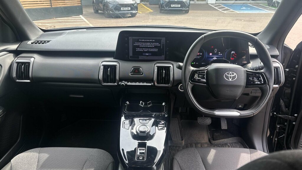 Toyota Urban Cruiser 61Kwh Design HT75DMY Black #6