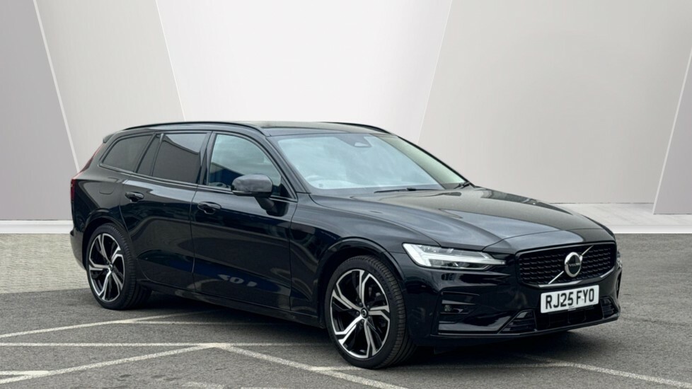 Volvo V60 Plus, B4 Mild Hybrid, Dark Black