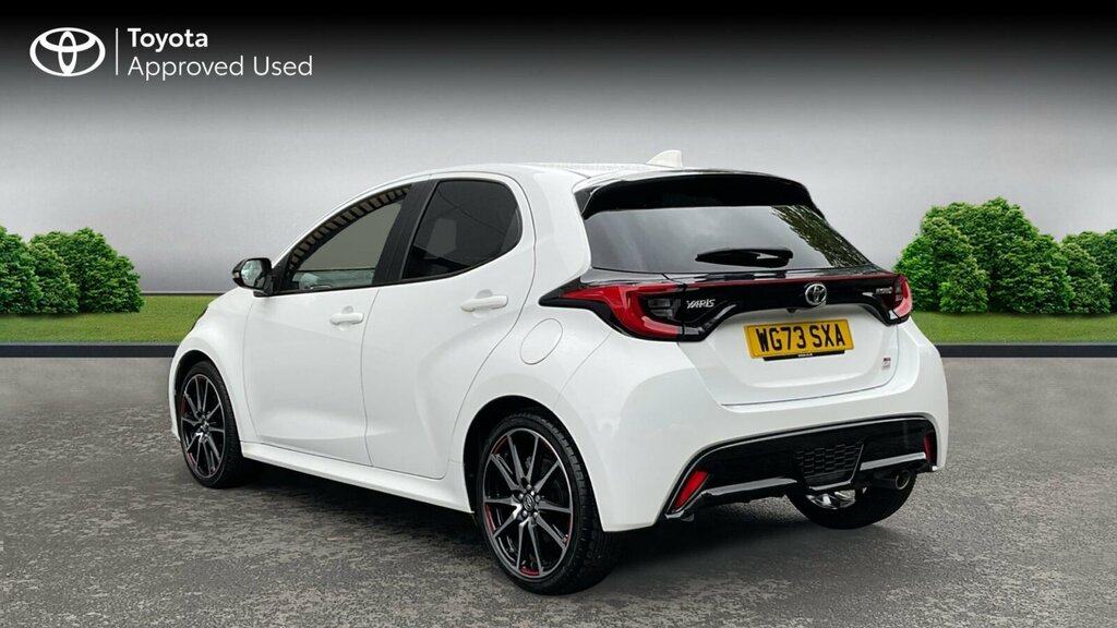 Toyota Yaris 1.5 Vvt-h Gr Sport E-cvt Euro 6 Ss WG73SXA White #4