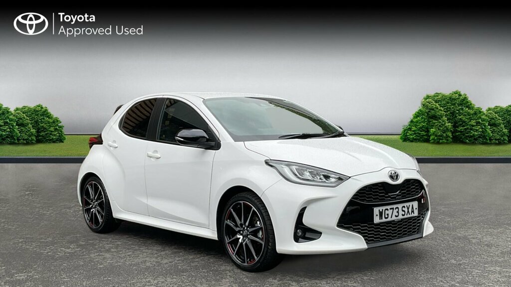 Toyota Yaris 1.5 Vvt-h Gr Sport E-cvt Euro 6 Ss White