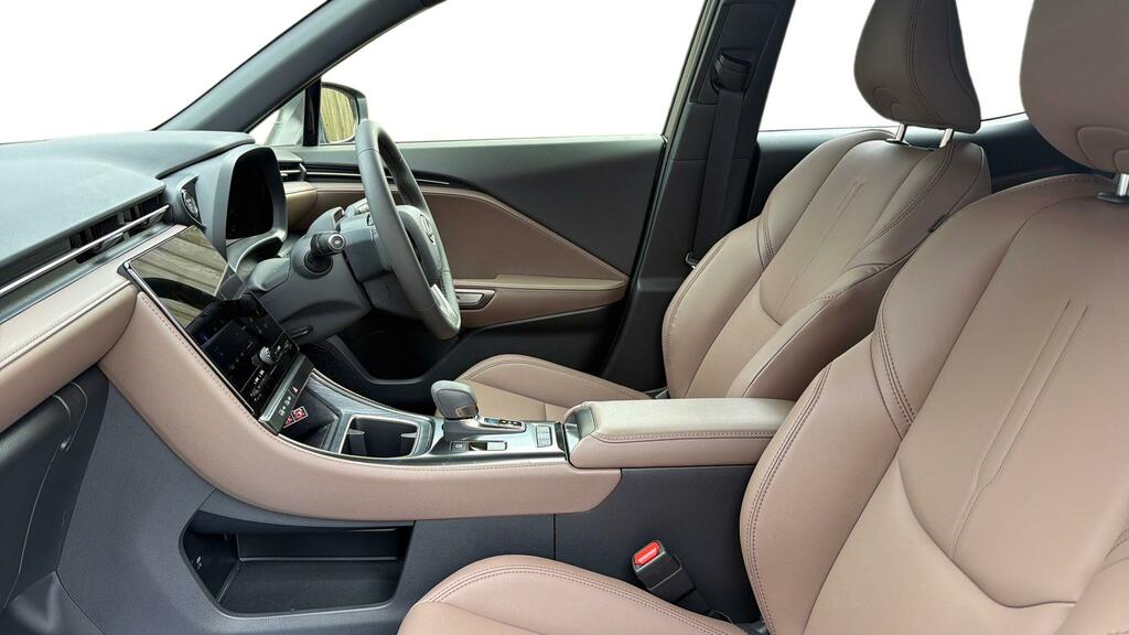 Lexus LBX 1.5 Vvt-ie Premium Plus E-cvt Euro 6 Ss WT25EKB Silver #6