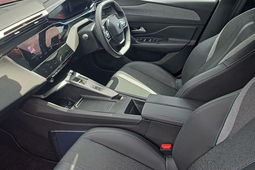 Peugeot 308 1.2 Puretech Allure Premium Eat Euro 6 Ss MK23XSD Grey #2