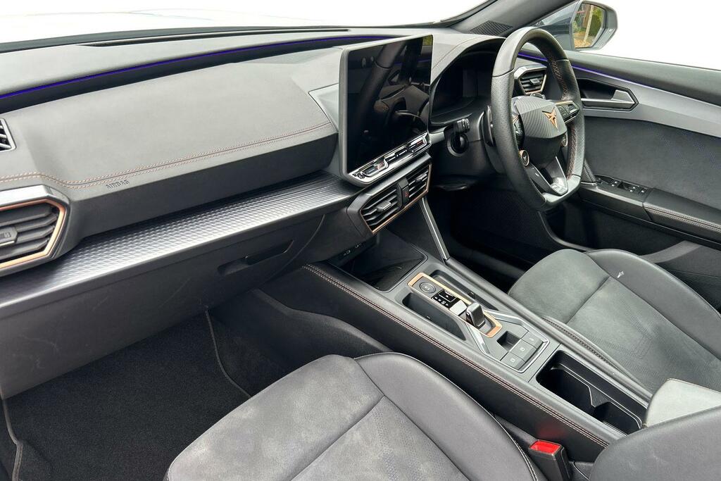Cupra Formentor 1.5 Etsi 150 V2 Dsg LM25CKK White #4