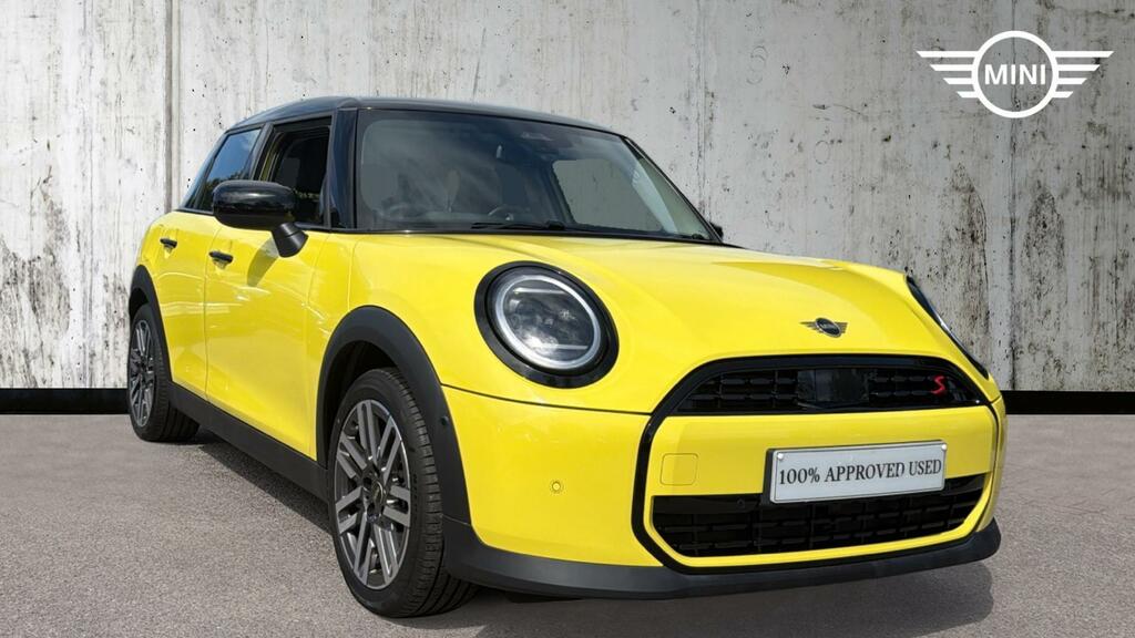 Mini Hatch Cooper S Yellow