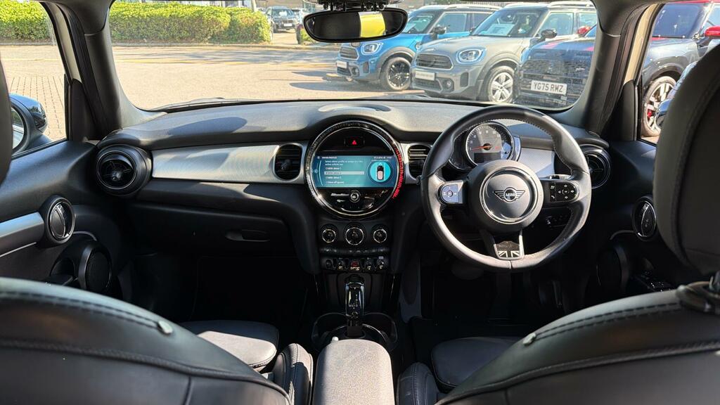 Mini Hatch 5-Door Hatch Cooper Exclusive HS22LGC White #4