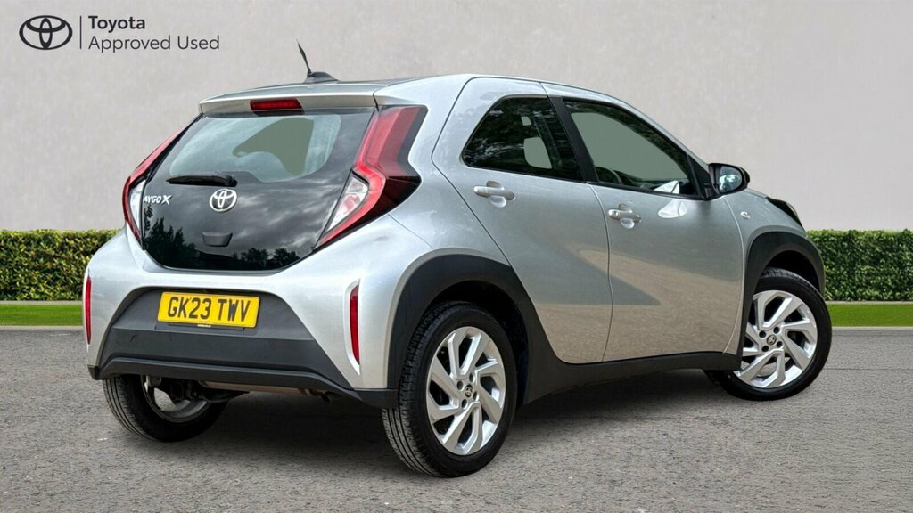 Toyota Aygo X 1.0 Vvt-i Pure Hatchback Euro 6 GK23TWV Silver #3
