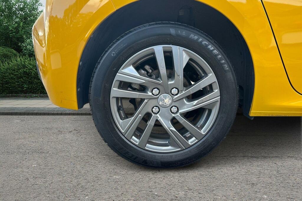Peugeot 208 1.2 Puretech Active Premium Eat Euro 6 Ss HY72UMH Yellow #5