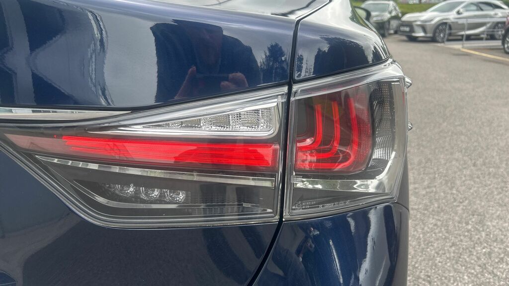 Lexus GS 2.5 300H Executive Edition Cvt Euro 6 Ss Blue #22