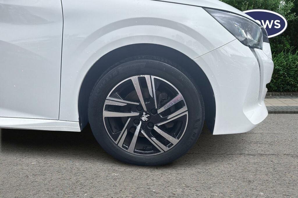 Peugeot 208 1.2 Puretech Active Premium Euro 6 Ss RV23MKC White #5