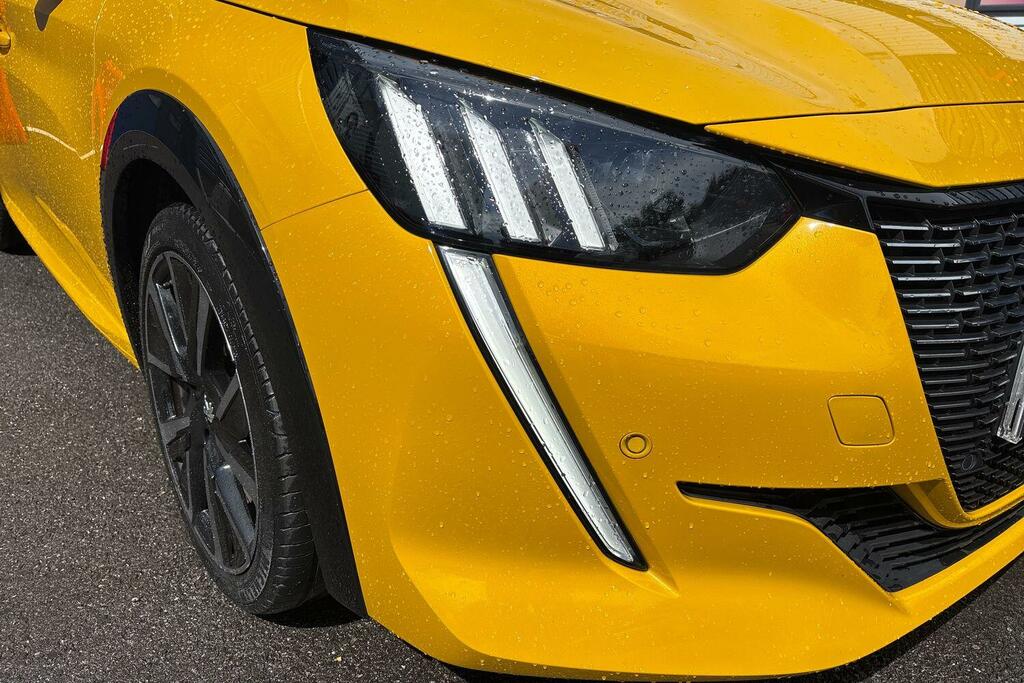 Peugeot 208 1.2 Puretech Allure Premium Hatchback Blue #44