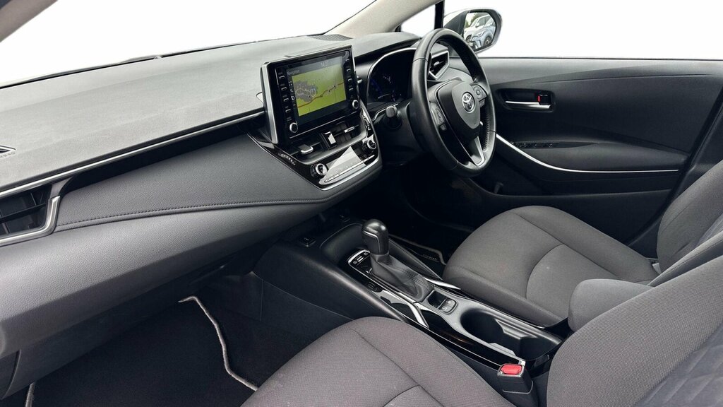 Toyota Corolla 1.8 Vvt-h Design Cvt Euro 6 Ss LF69OPC White #5