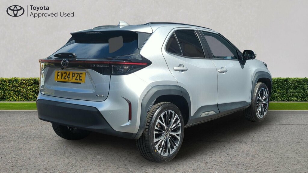 Toyota Yaris Cross 1.5 Vvt-h Excel E-cvt Euro 6 Ss FV24PZE Silver #2