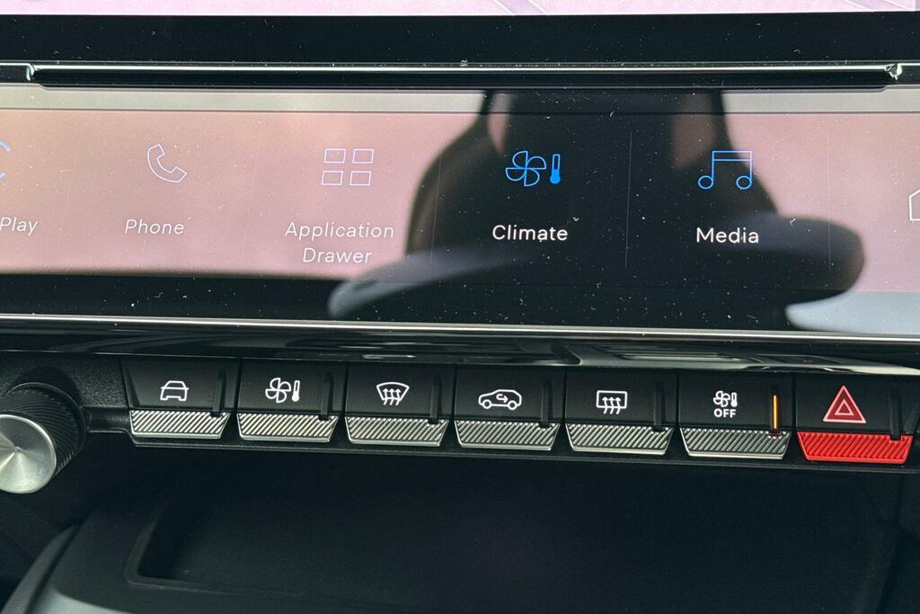 Peugeot 308 1.2 Hybrid 145 Allure E-dsc6 2025 White #12