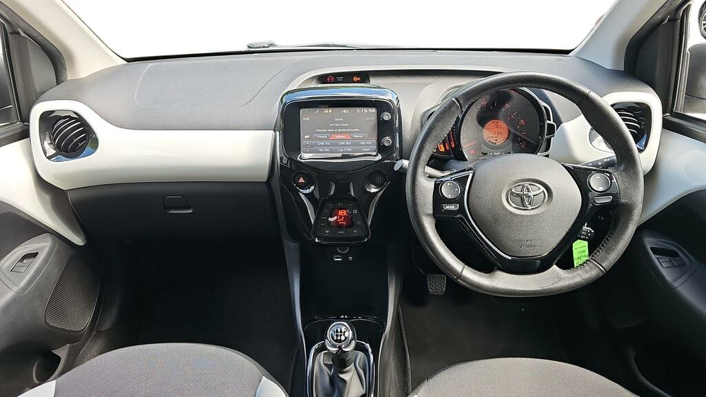 Toyota Aygo 1.0 Vvt-i X-press Euro 6 FE67YDD White #6