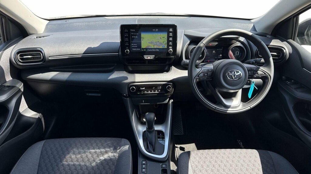 Toyota Yaris 1.5 Vvt-h Design E-cvt Euro 6 Ss PF73MLO Brown #6