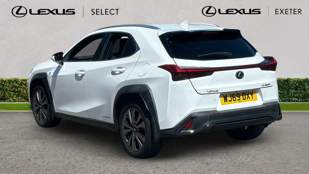Lexus UX 2.0 250H F Sport E-cvt Euro 6 Ss White #4