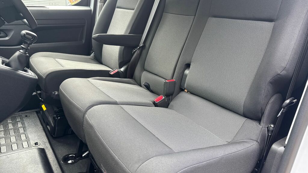 Toyota PROACE 75Kwh Icon Medium Panel Van Mwb #26