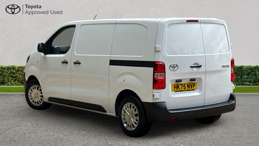 Toyota PROACE 75Kwh Icon Medium Panel Van Mwb #7