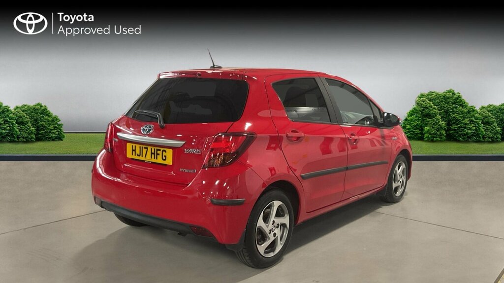 Toyota Yaris 1.5 Vvt-h Icon E-cvt Euro 6 Ss HJ17HFG Red #3