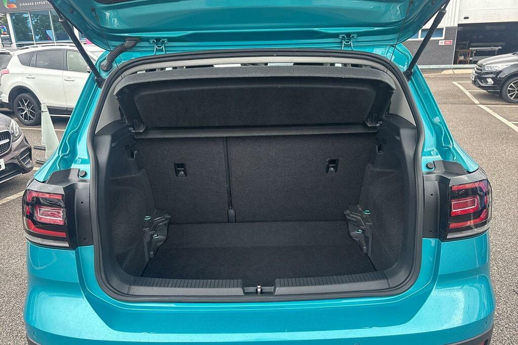 Volkswagen T-Cross 1.0 Tsi 95Ps S Hatchback Grey #36