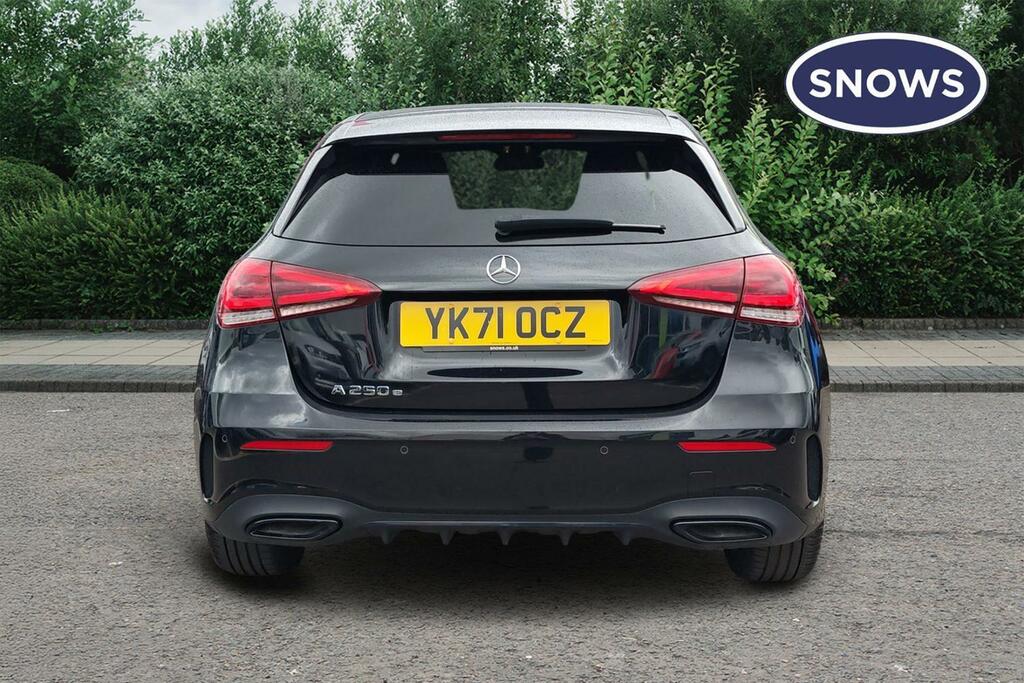 Mercedes-Benz A Class 1.3 A250e 15.6Kwh Amg Line Edition Executive 8G- Black #5