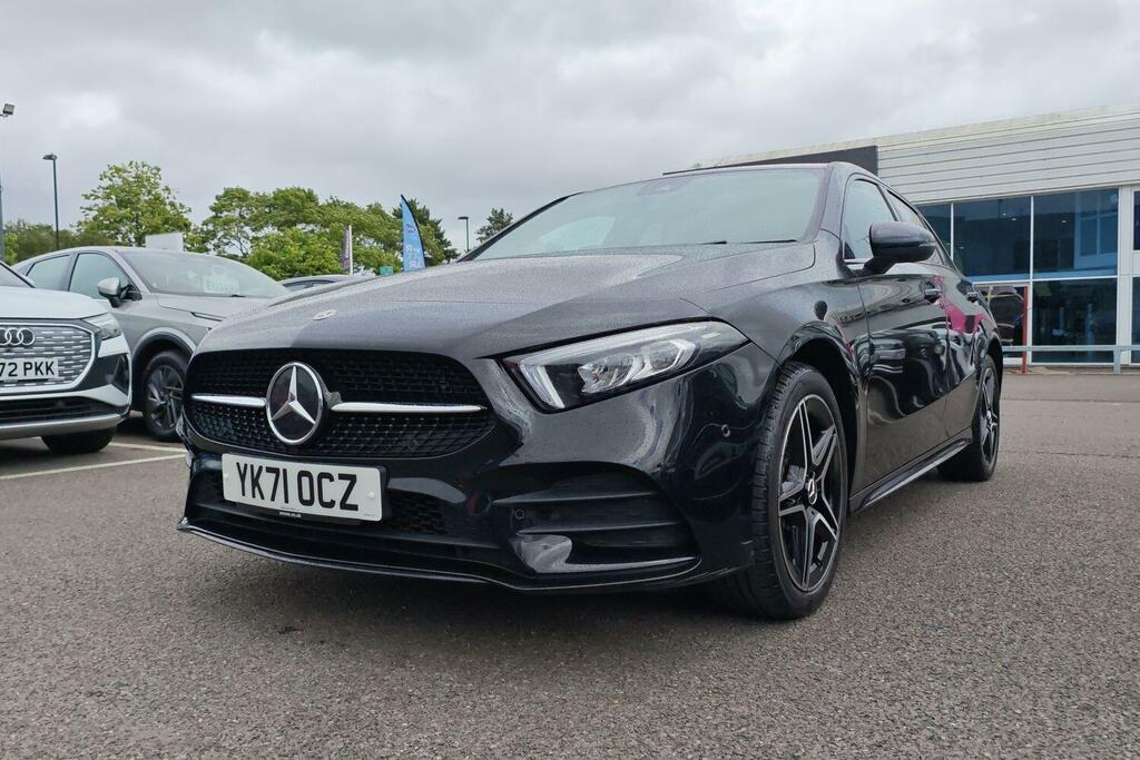 Mercedes-Benz A Class 1.3 A250e 15.6Kwh Amg Line Edition Executive 8G- Black #3