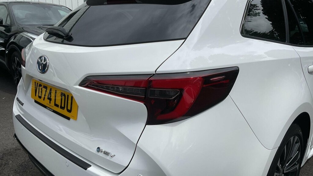 Toyota Corolla Gr Sport White #42