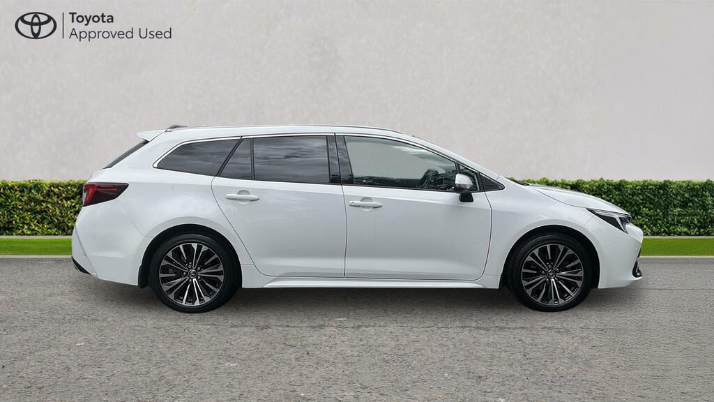 Toyota Corolla Gr Sport White #48