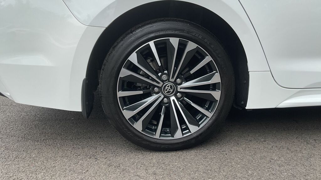 Toyota Corolla Gr Sport White #51