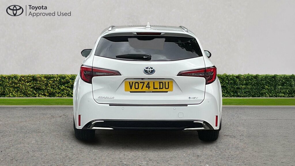 Toyota Corolla Gr Sport White #54
