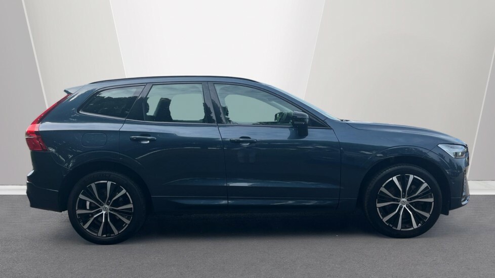Volvo XC60 Plus, B4 Awd Mild Hybrid, Dark KN73MPF Blue #3