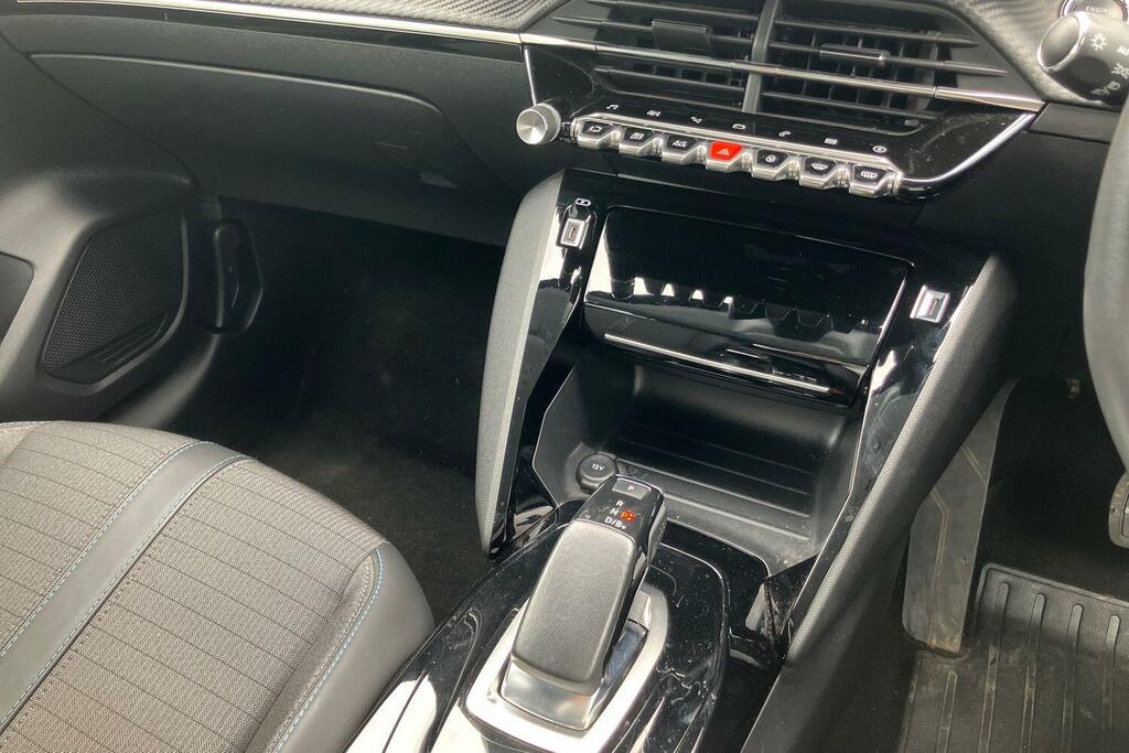 Peugeot e-208 Gt Blue #17