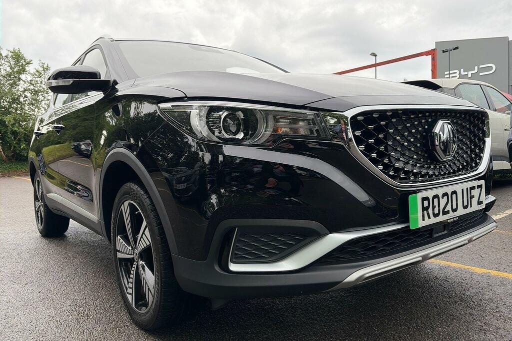 MG ZS Exclusive T-gdi Red #5