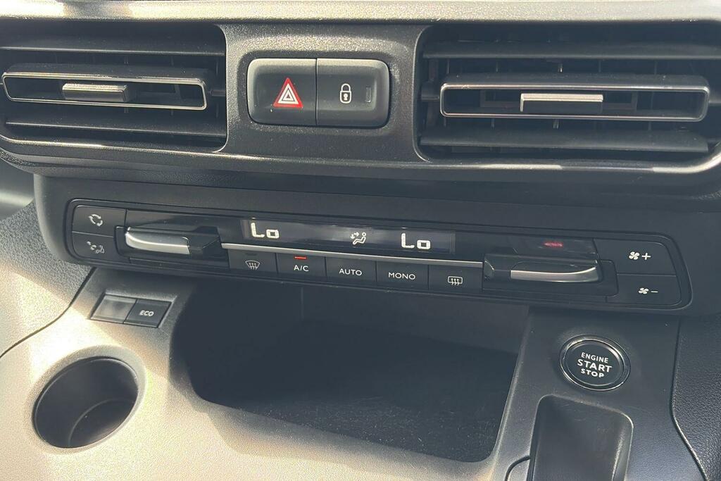 Vauxhall Combo Life Combo Life Design Ev Black #12
