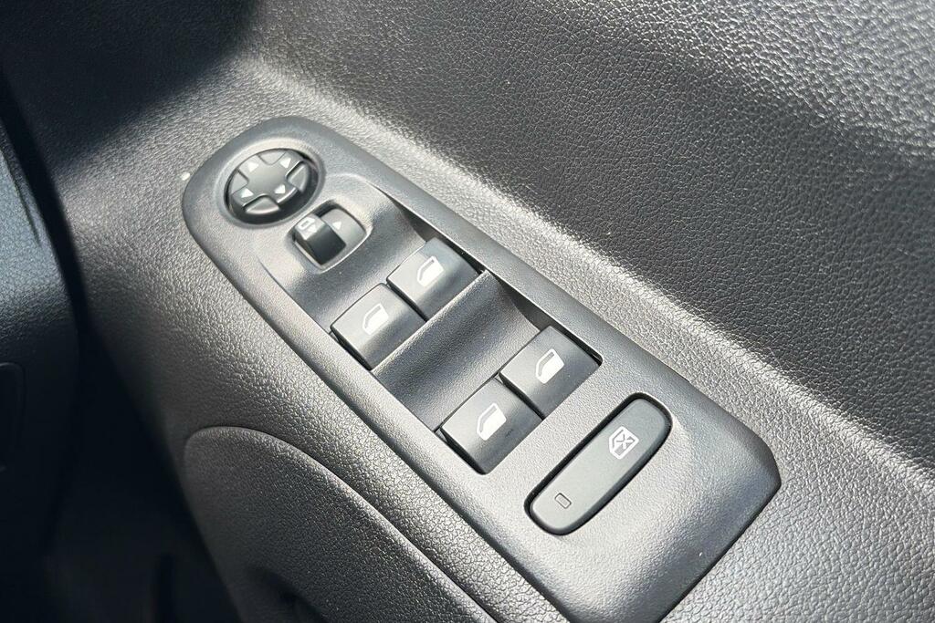 Vauxhall Combo Life Combo Life Design Ev Black #18