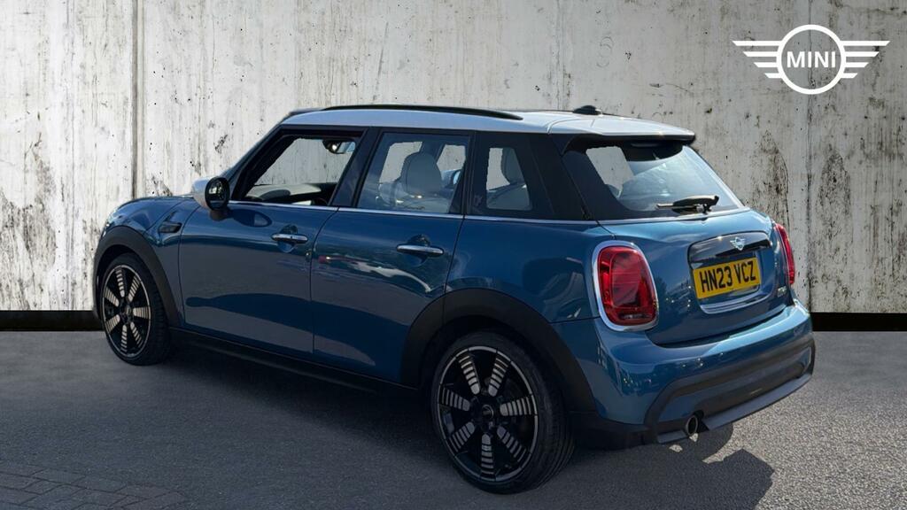 Mini Hatch 5-Door Hatch Cooper Exclusive HN23VCZ Blue #2