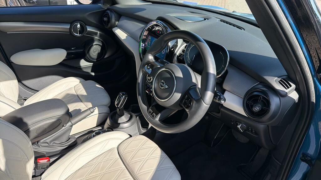 Mini Hatch 5-Door Hatch Cooper Exclusive HN23VCZ Blue #6