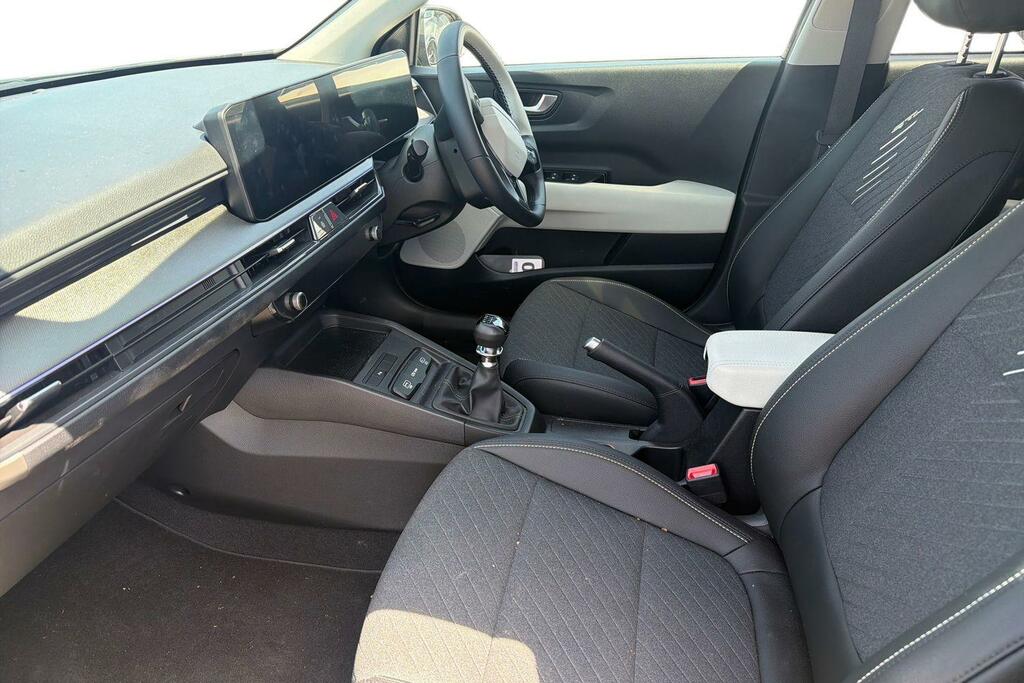 Kia Stonic 1.0 T-gdi Mhev Gt-line Euro 6 Ss RA75VLU Black #2